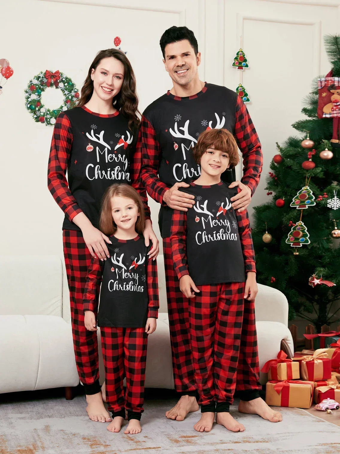 Merry Christmas Family Pajamas Set Plaid Print Long Sleeve 2 Pcs Suit Adults Kids Matching Clothes Soft Cute Sleepwear Xmas Look